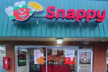 New Snappy Tomato Pizza Location