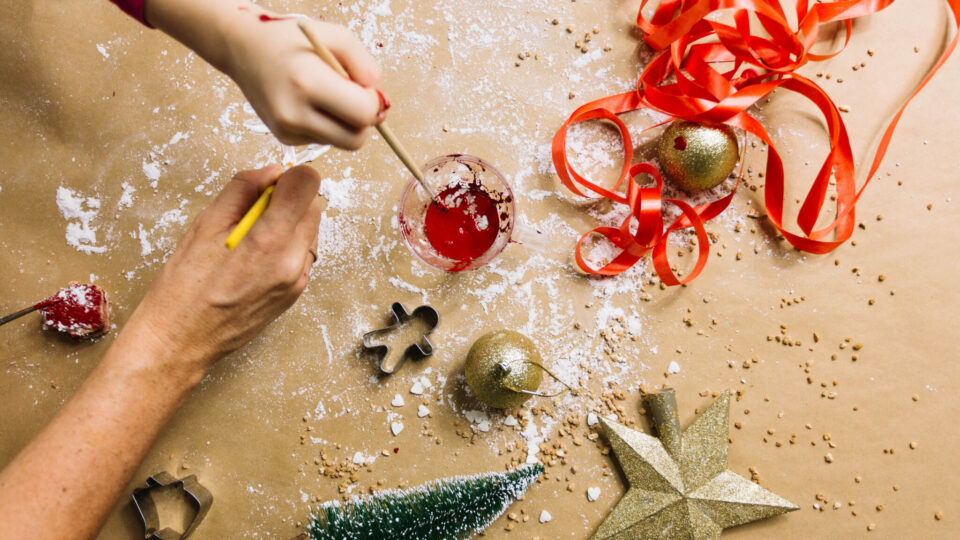 5 Craft-Based Holiday Gifts to Make With Your Kids